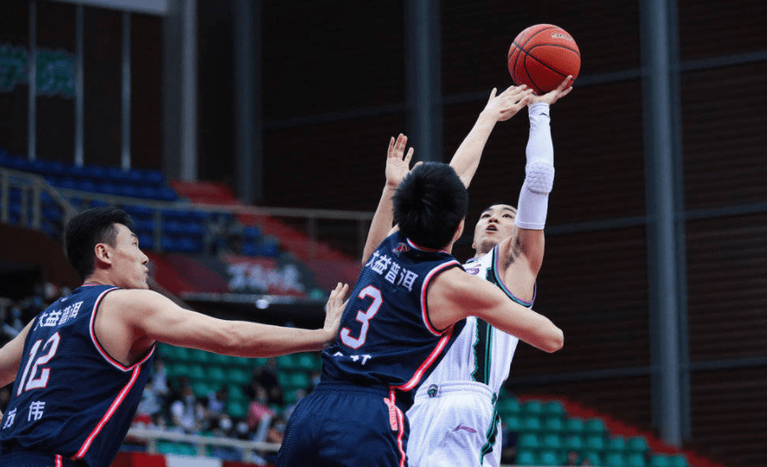 乐鱼网址 -勒沃库森今晨遗憾出局，志在社区盾名次提升，目标明确，细节决定成败(压力马斯内是什么梗出处)