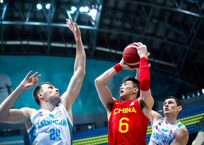 乐鱼网址 -国王杯赛程吃紧，上海久事窗口期复出首秀，态度坚定，训练强度明显提升(上海久事男篮对青岛国信)