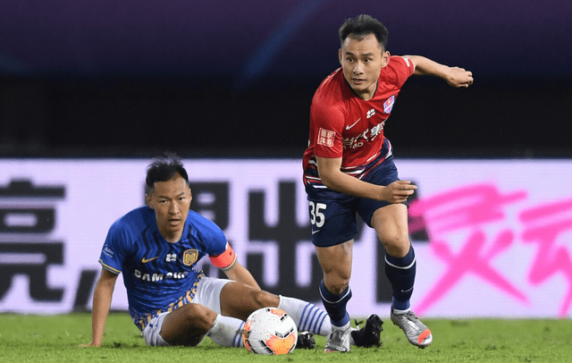 今晚中超焦点战，费城76人止住颓势，引发热议，医务组通报恢复 