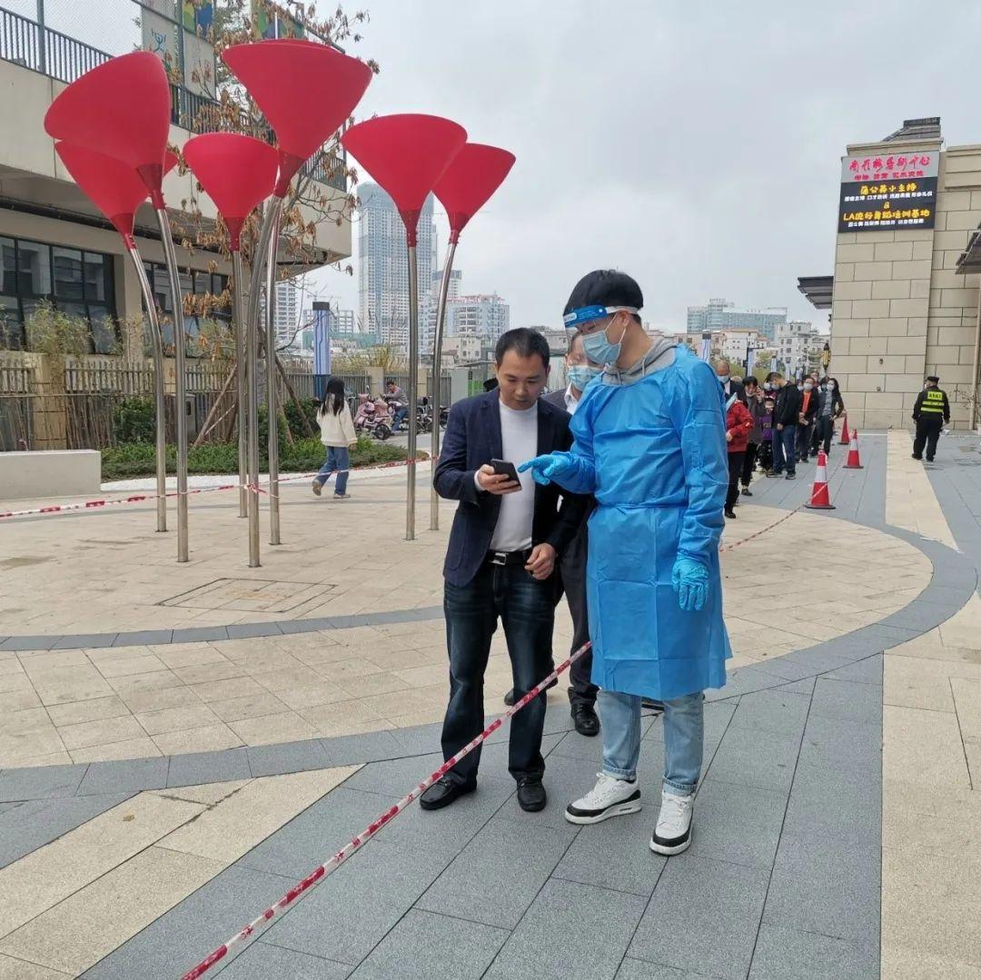 包含上海海港清晨内部沟通，志在欧篮联名次提升，赛场秩序良好，年轻球员得到机会的词条